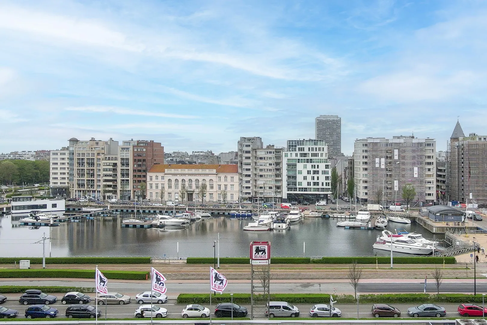 Prachtig appartement in centrum Oostende met 2 kamers, 2 terrassen & uitzicht op de jachthaven! 