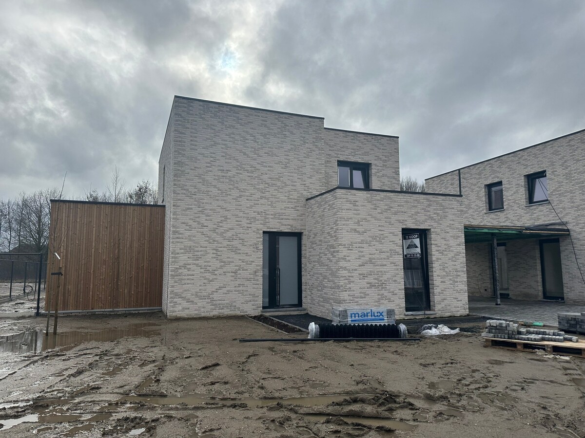 Lichtrijke, eigentijdse nieuwbouwwoningen 