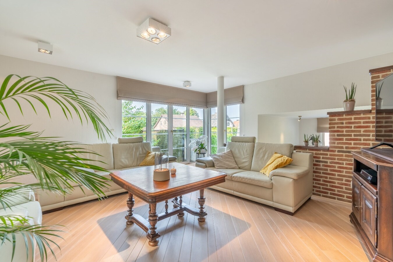 Prachtige ruime woning op een superlocatie. 