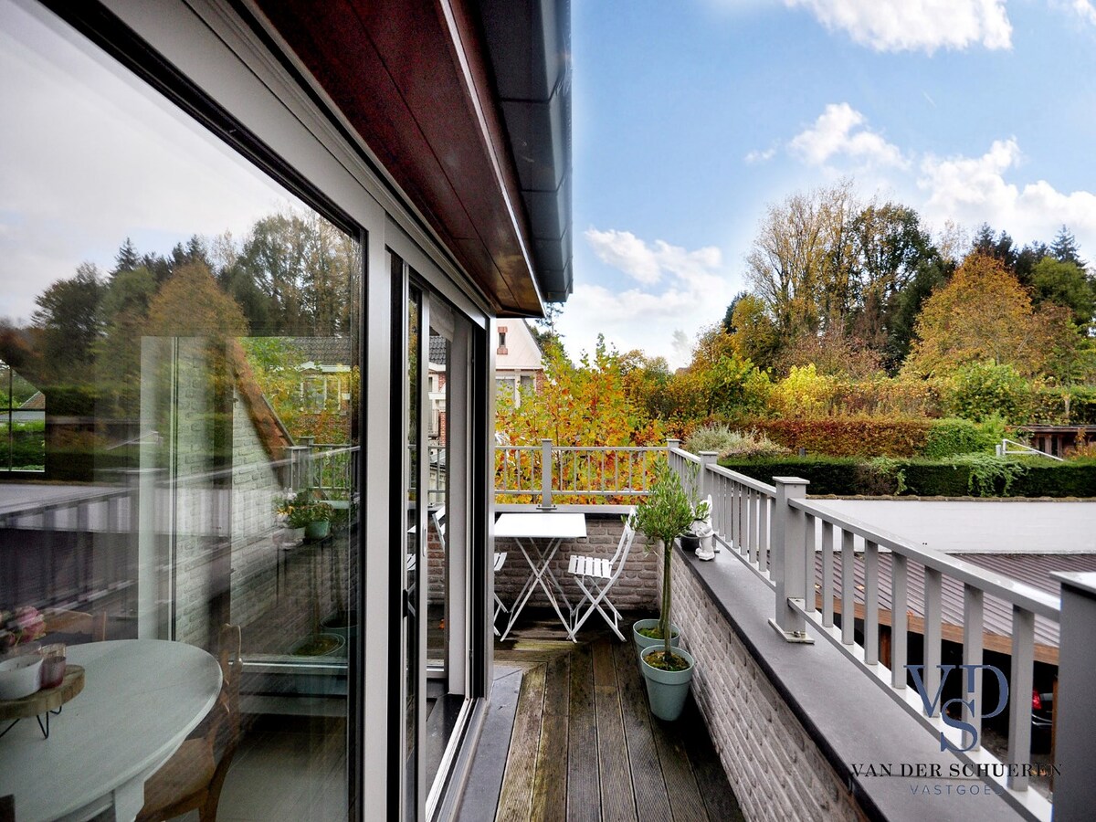 2 slpk-appartement in hartje Dikkelvenne 