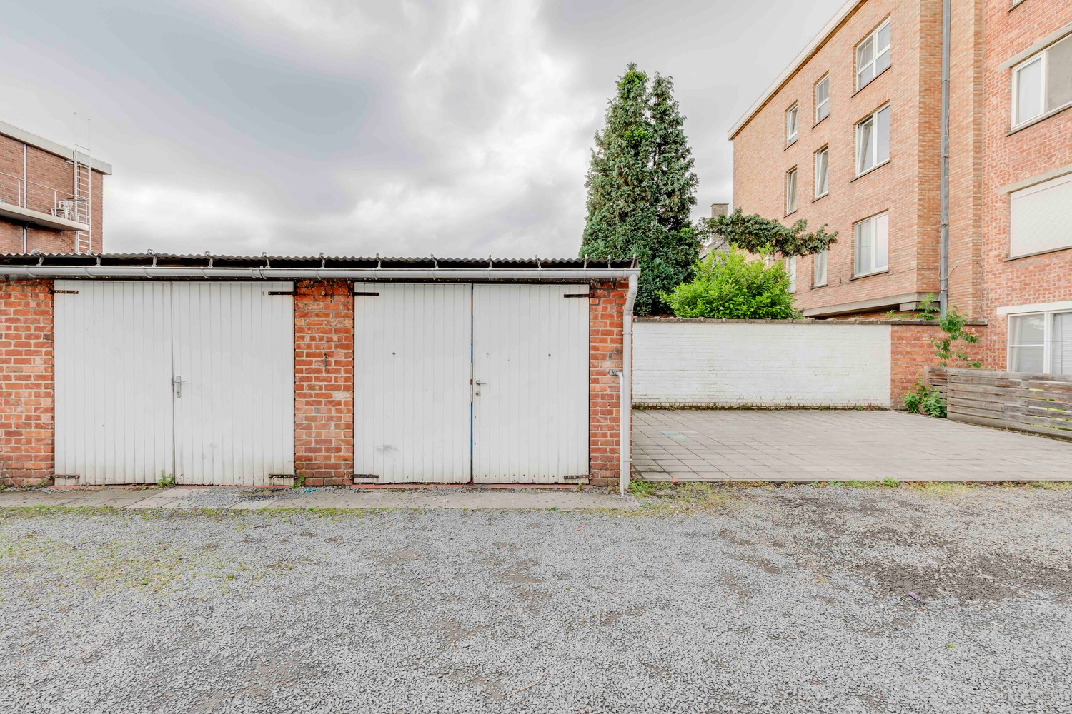 Instapklaar appartement te koop te Sint-Amandsberg 