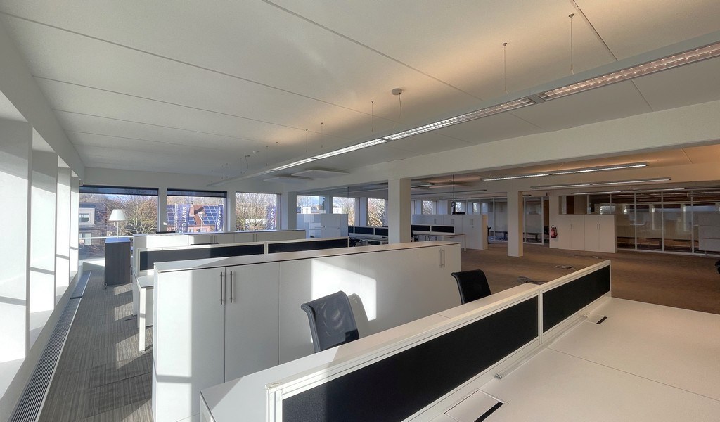 Volledig uitgeruste kantoren te huur langs E313 te Wommelgem