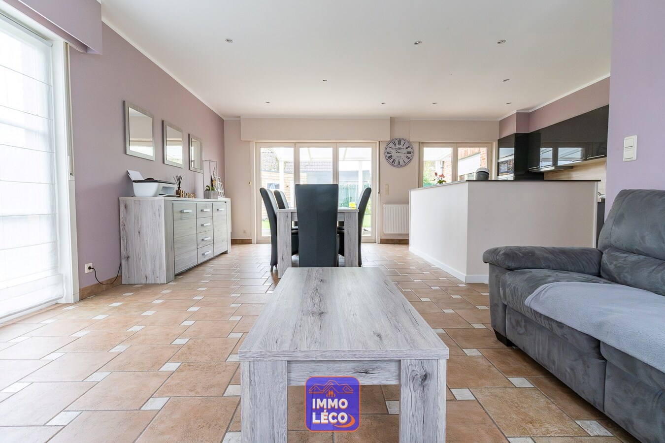 Villa "Semi Plain-Pied" avec jardin, 2 garages et parking privatif 