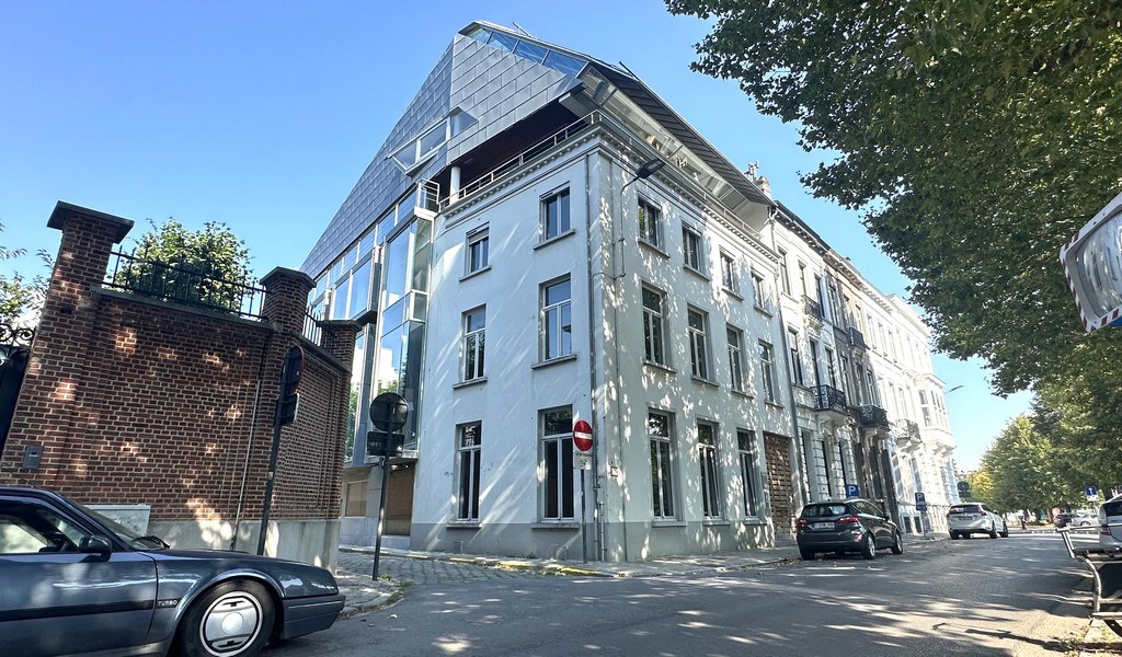 Kantoor/praktijkruimte te koop aan Coupure in Gent