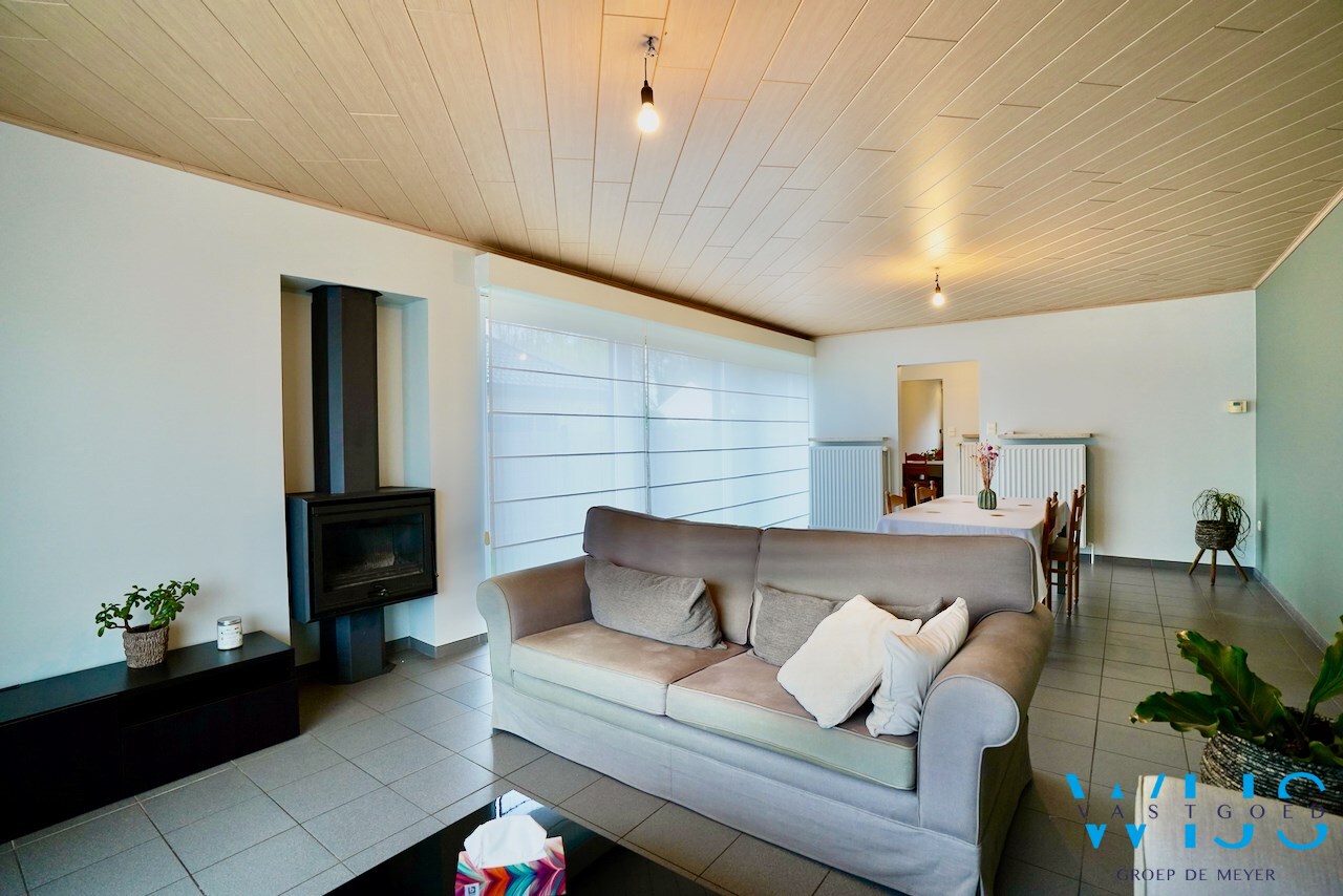 Woonhuis met 6 slaapkamers op TOPlocatie te EVERGEM ! 