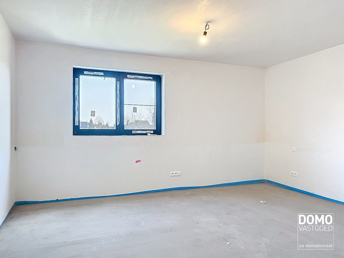 MODERNE NIEUWBOUWWONING CASCO PLUS MET 3 SLAAPKAMERS 