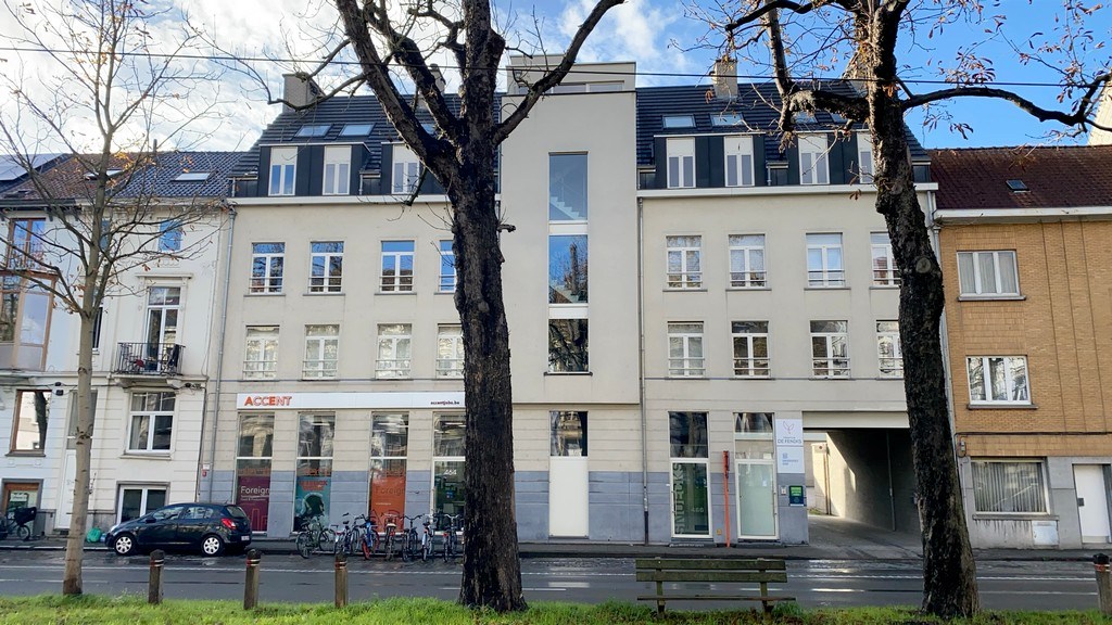 Kantoren te huur aan Begijnhoflaan in Gent