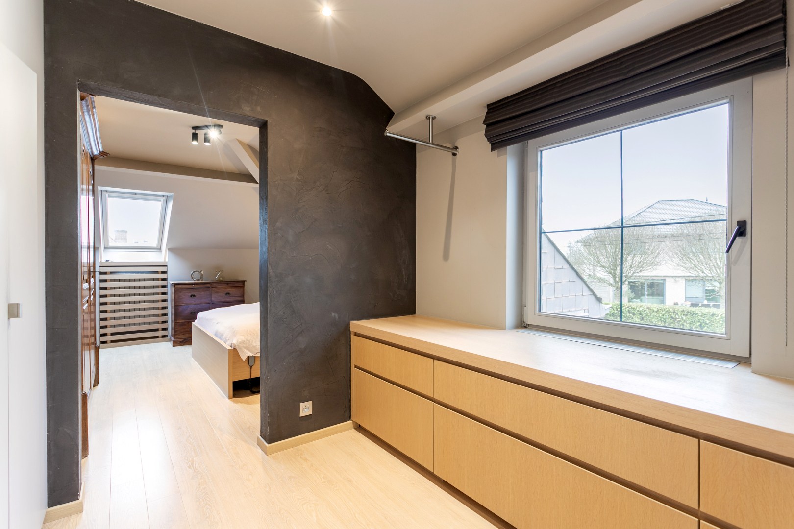 Instapklare villa te Heikruis, 4 slpks, bureau, dubbele garage en ruime tuin 