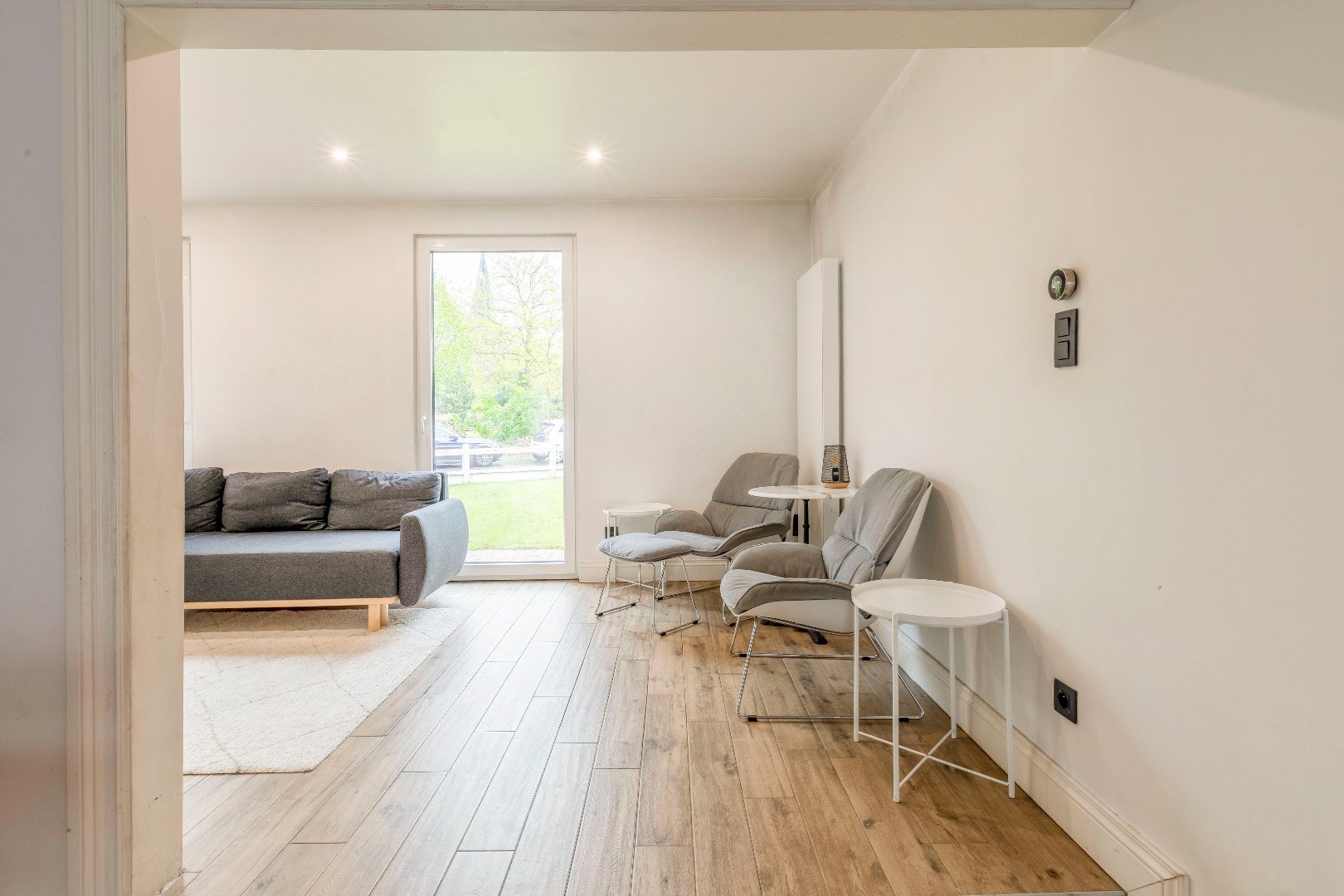 Instapklare woning met tuin in de gezellige kern van Laarne 