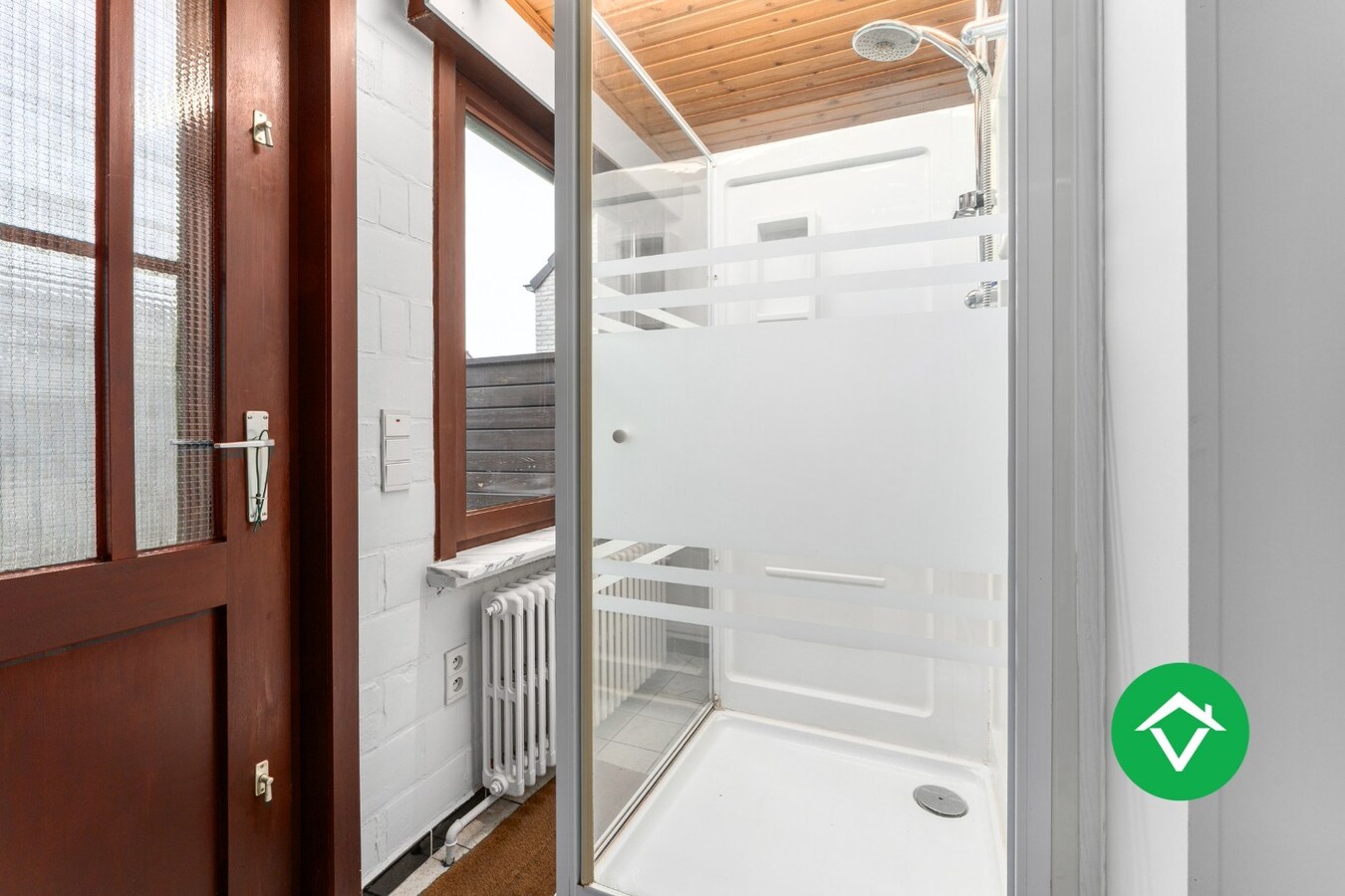 Alleenstaande woning met 4 slaapkamers te Eernegem 