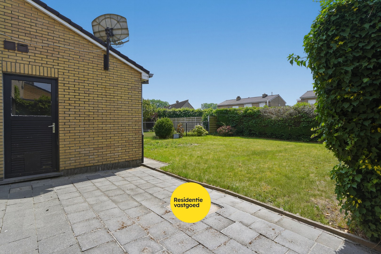 Renovatiewoning met 3 slpks, garage en zonnige tuin 