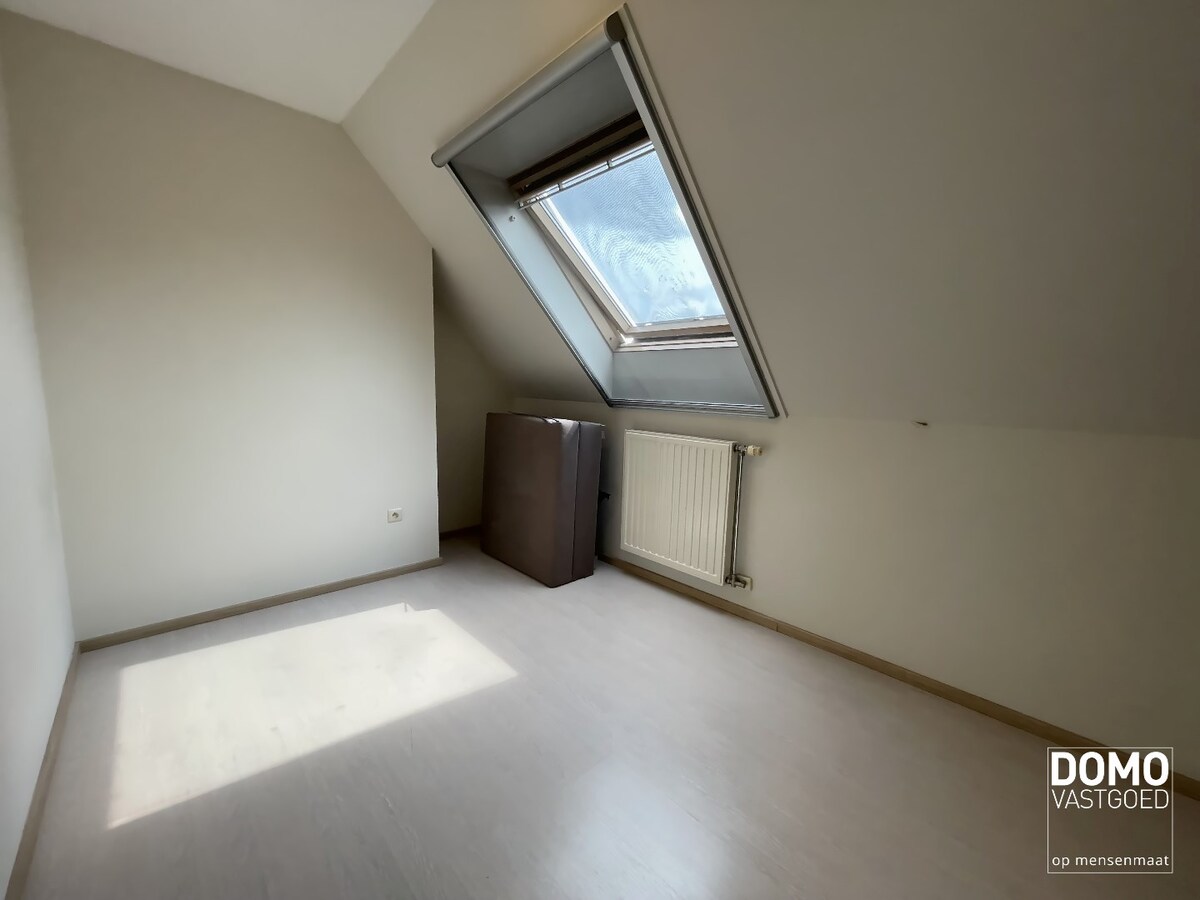 DUPLEX APPARTEMENT MET GROOT TERRAS TE STOKROOIE 