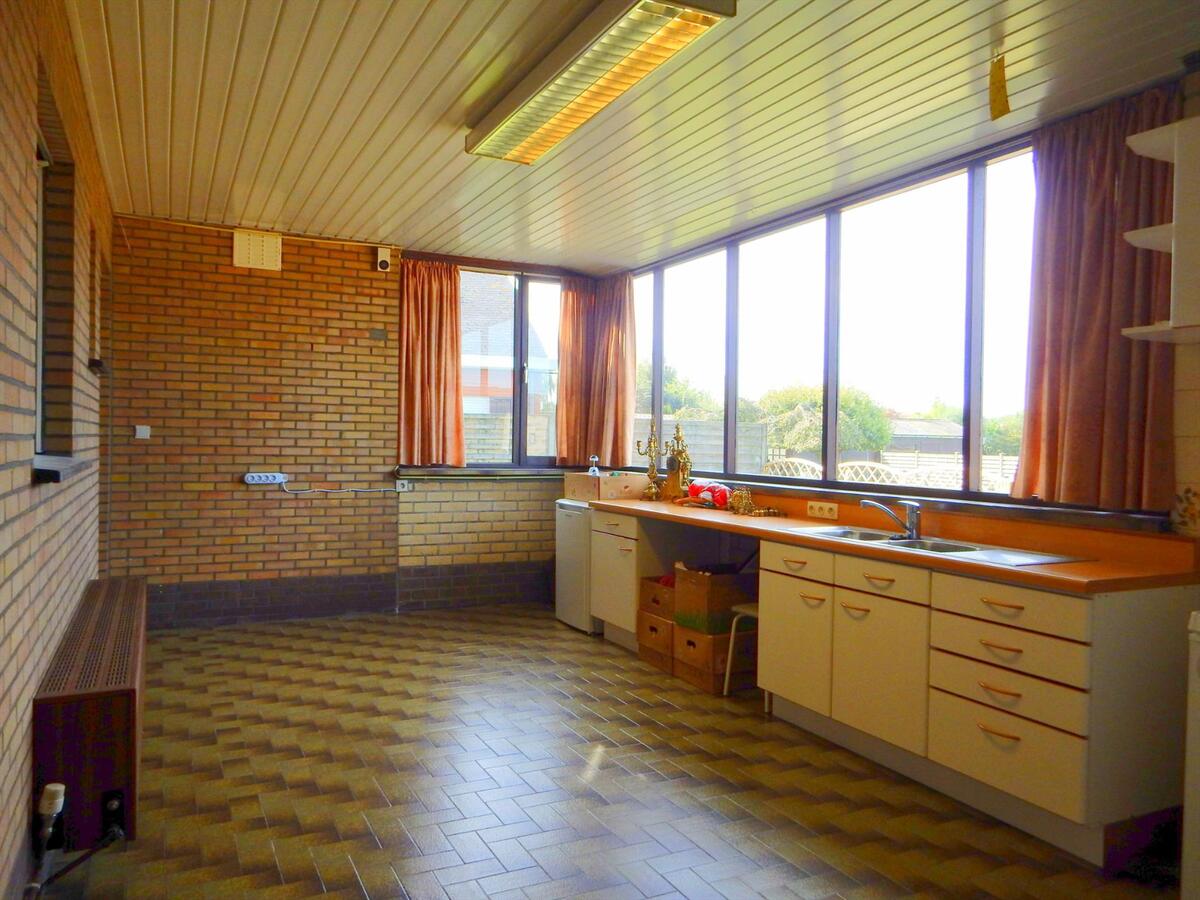 Zéér ruime en rustig gelegen bungalow 