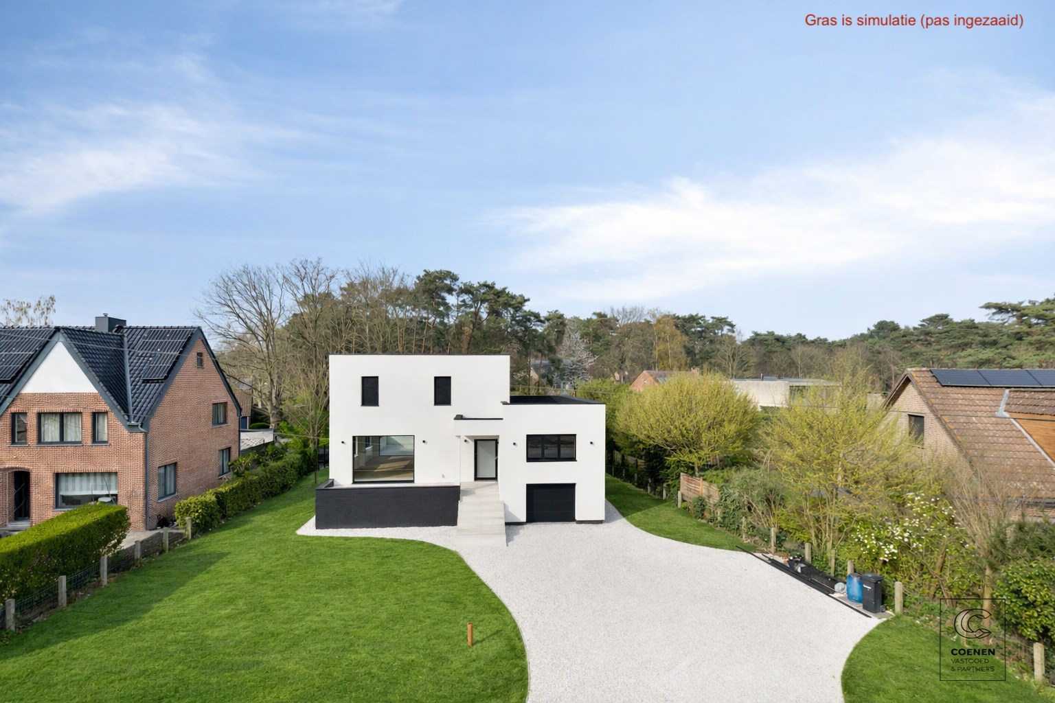 Prachtig gerenoveerde woning met 4 slpk, 2 badkamer en riante tuin op een toplocatie te Rijmenam! 
