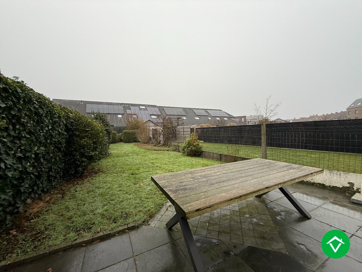 Ruime bel-étagewoning met 3 slaapkamers, garage en tuin 