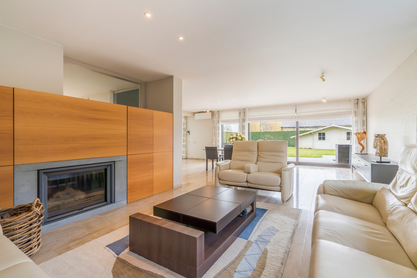 Luxueus afgewerkte villa met 3 slaapkamers én garage te Gits 