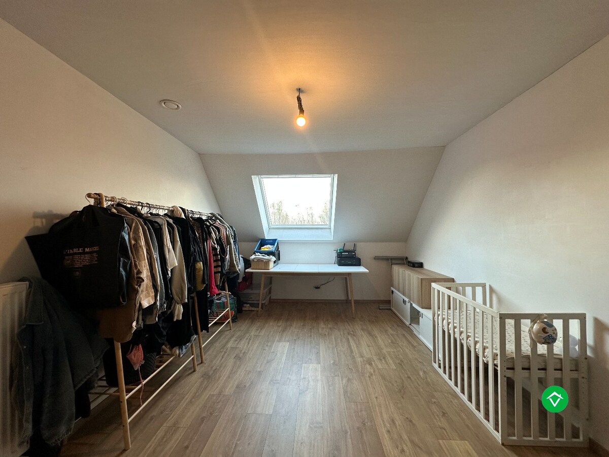 Recente nieuwbouwwoning met drie slaapkamers en garage te Eernegem 