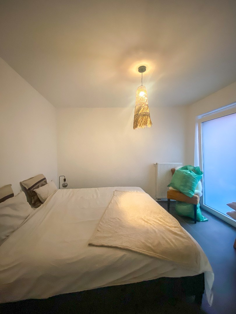 Gelijkvloers appartement met 1 slaapkamer in het hartje van Oudenburg 