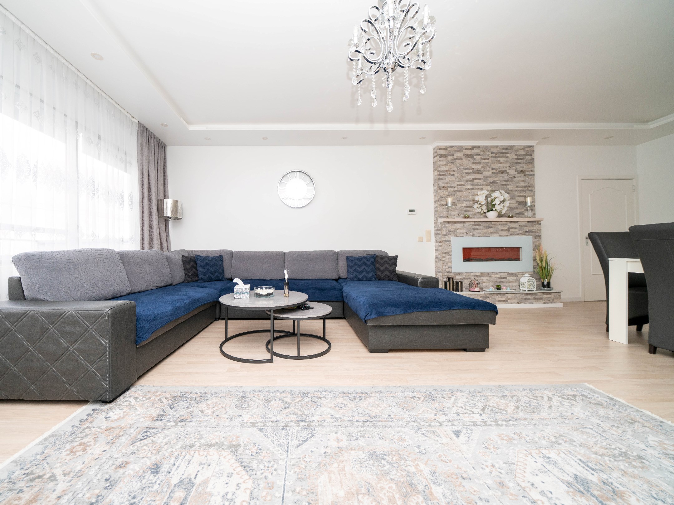 Gerenoveerd 2-kamer appartement met open zicht 