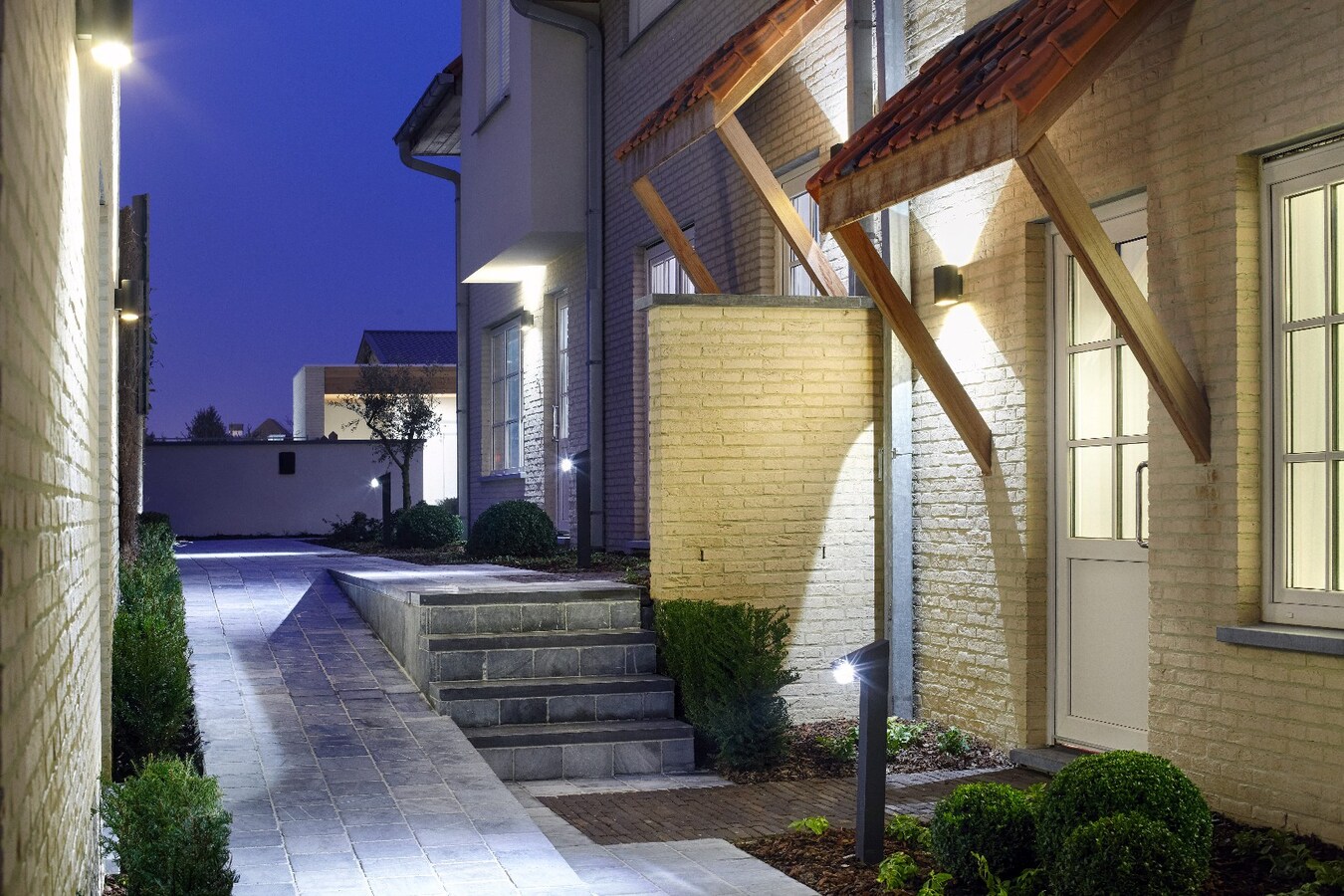 Charmante instapklare woning met zwembad te koop in Moorslede. UNIEKE KANS ! 