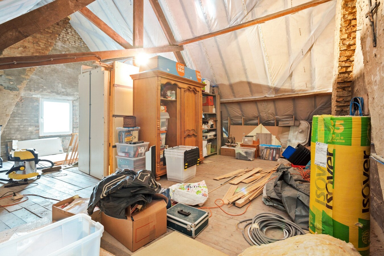 Landelijk gelegen, vrijstaande woning op ruim perceel van 670m² 