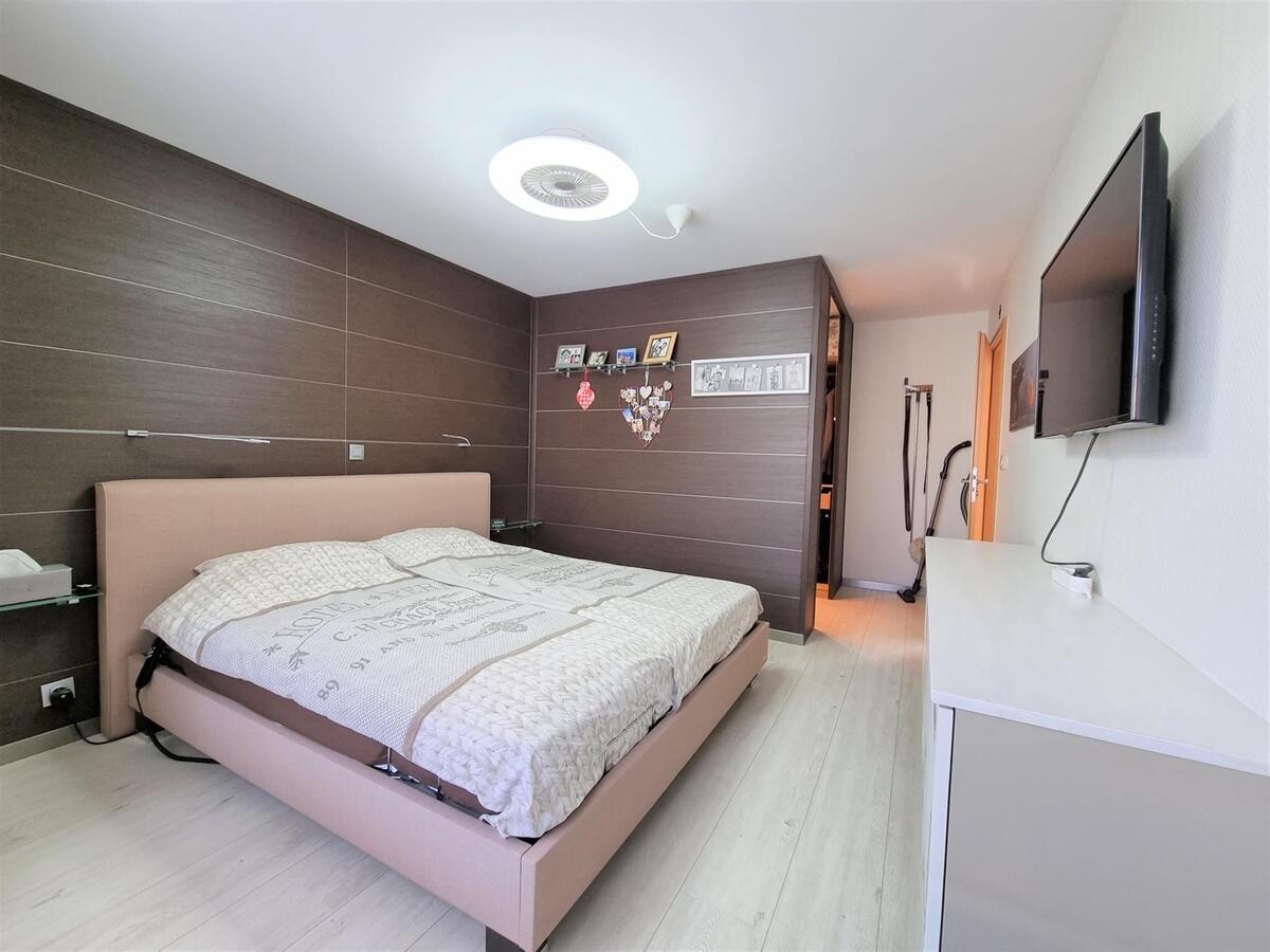 Goed gelegen, knappe bel-étagewoning met zongerichte tuin - Heist 