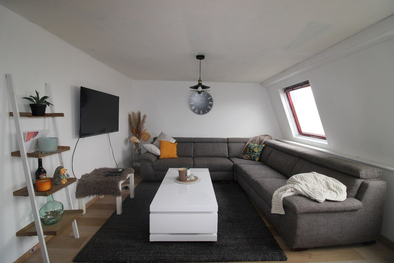 Appartement met twee slaapkamers in het centrum van Heppen 