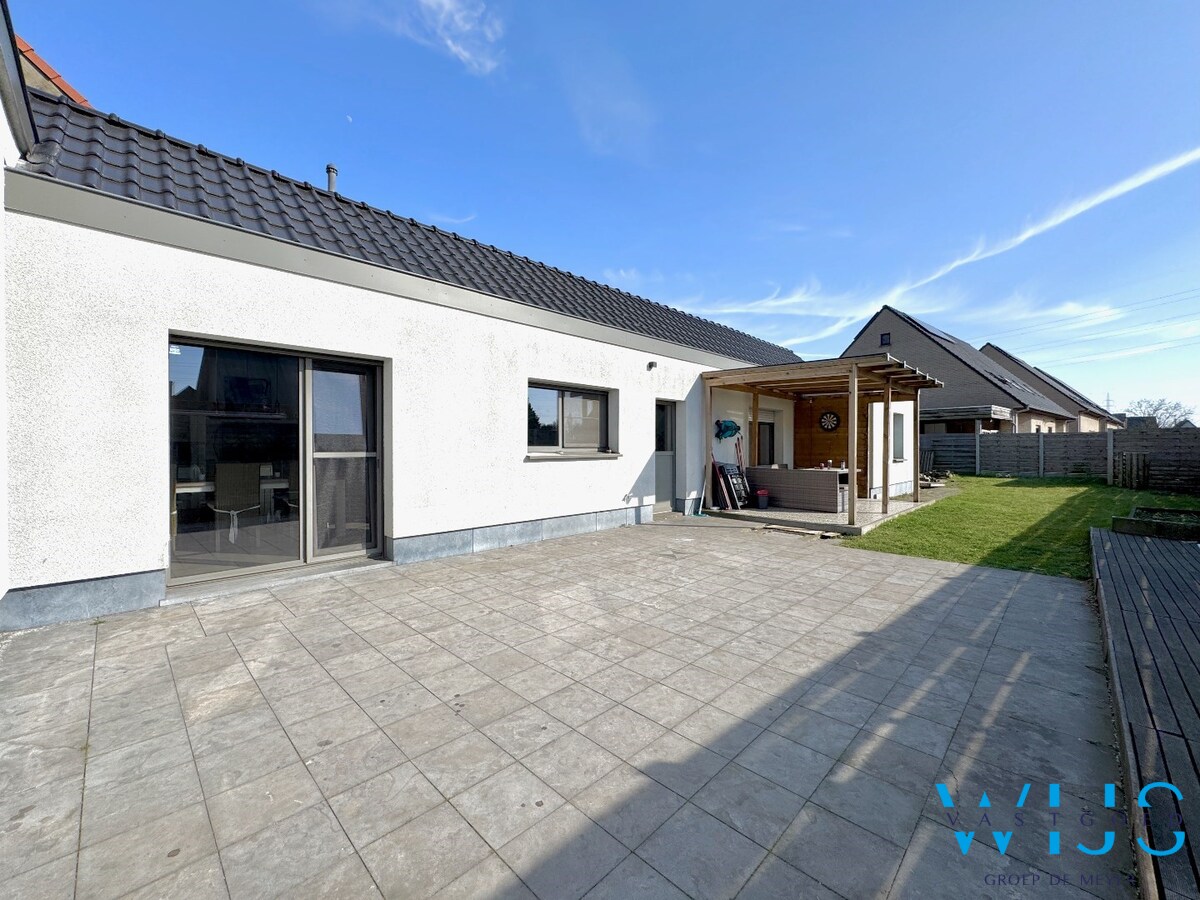 Instapklare woning met 5 slaapkamers te Evergem/ Doornzele! 