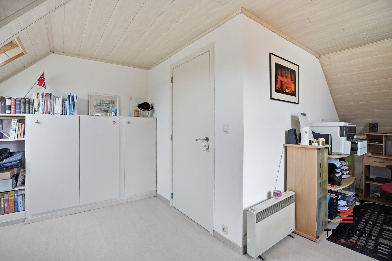 Rustig gelegen, alleenstaande woning op ruim perceel van 2210 m² 