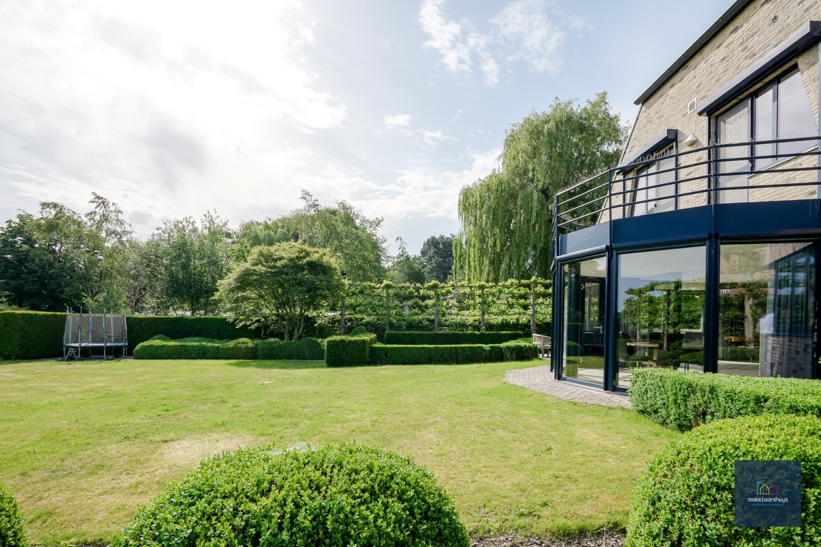 Karaktervolle villa op een prachtig perceel van 1862 m² 