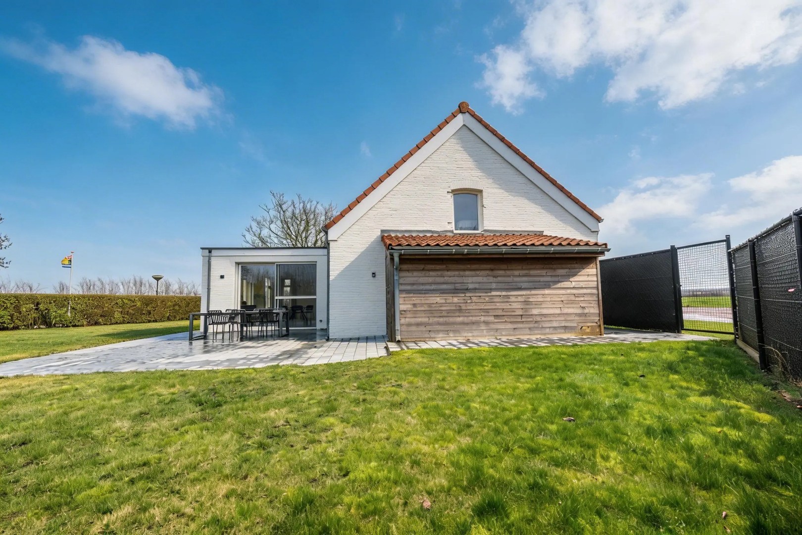 Volledig gerenoveerde woning op slechts 15km van Knokke 