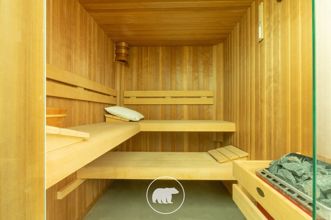 Buitengewone design villa op unieke ligging te Lochristi 