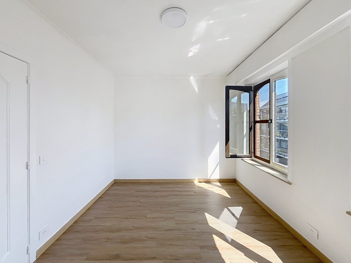 Gerennoveerd appartement in hartje Aalter op TOPLOCATIE 