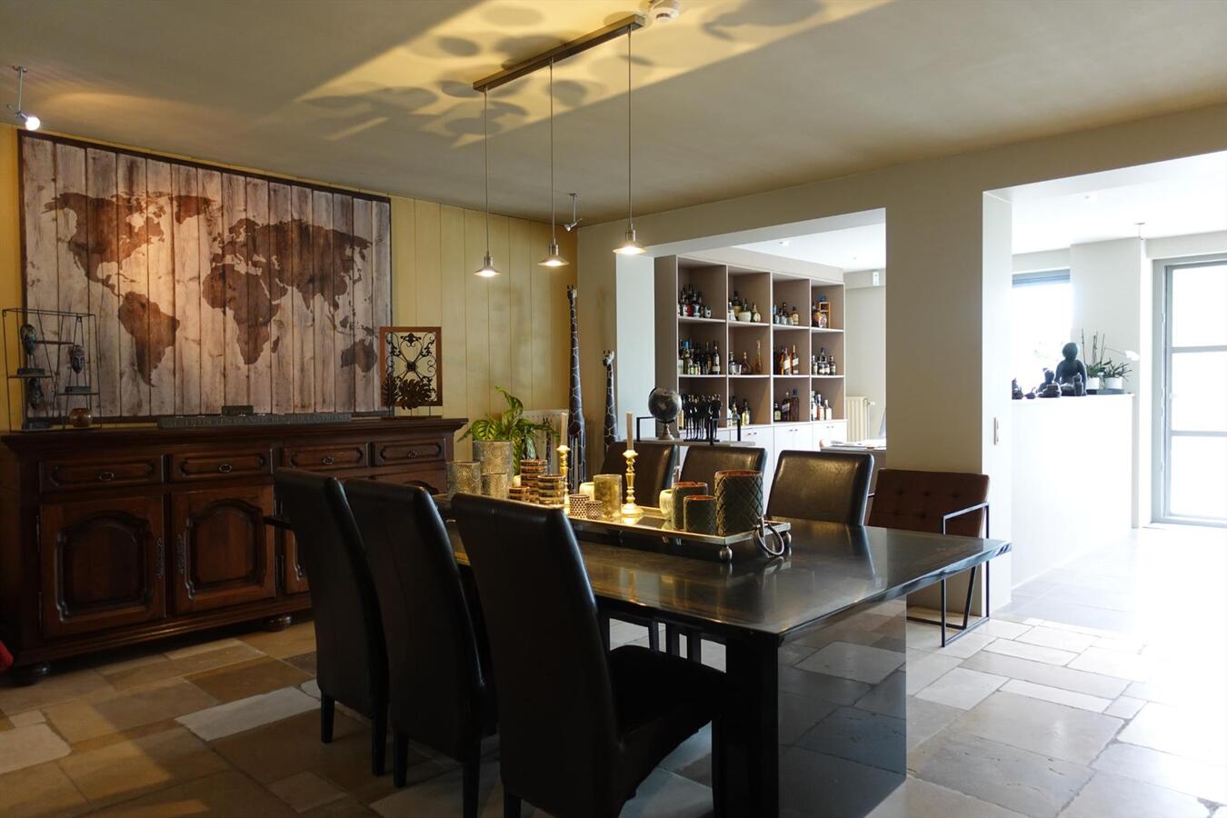 Rustig gelegen villa met prachtige tuin 