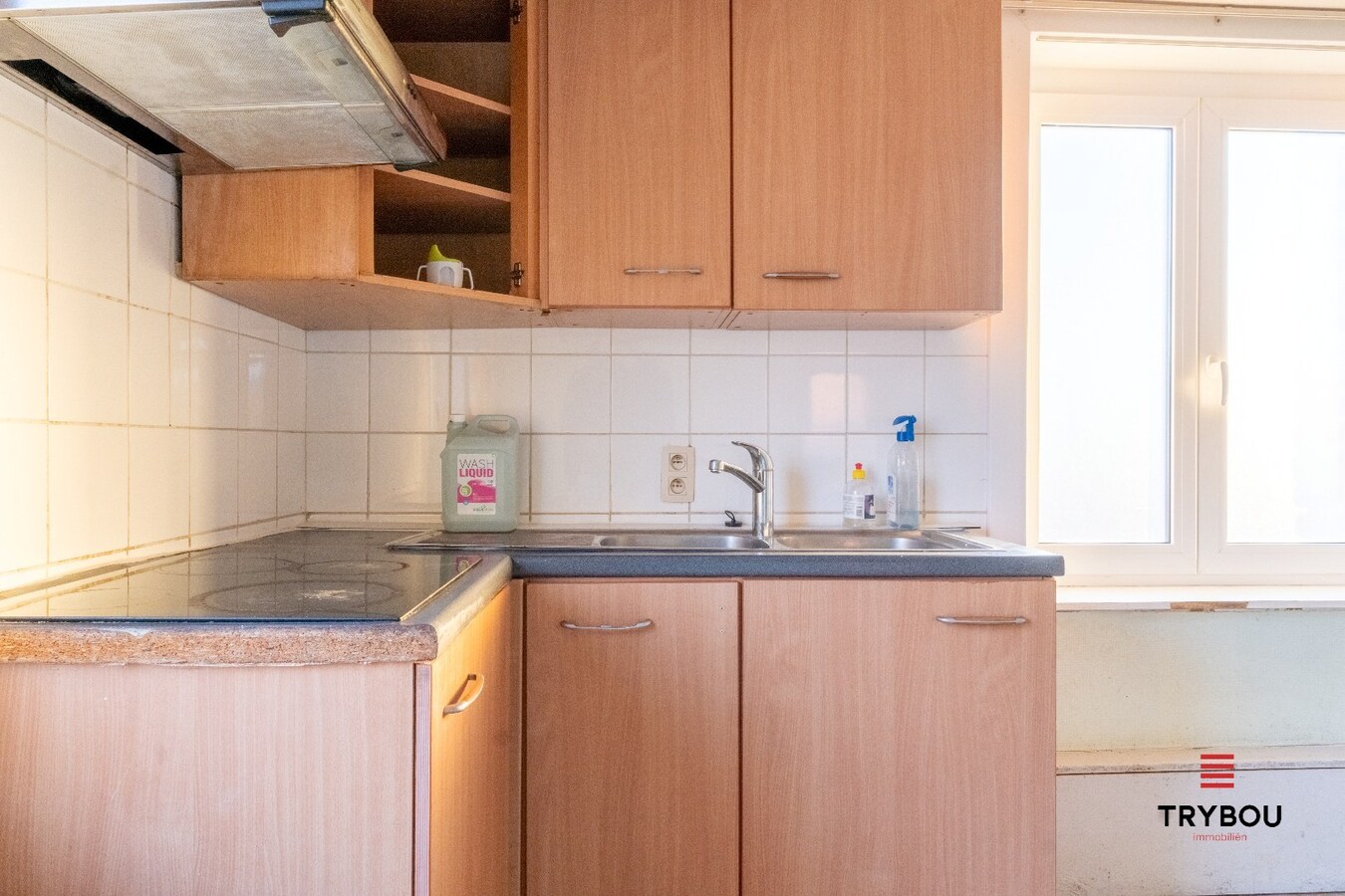 Ruime hoekwoning met tuin te Houthulst 