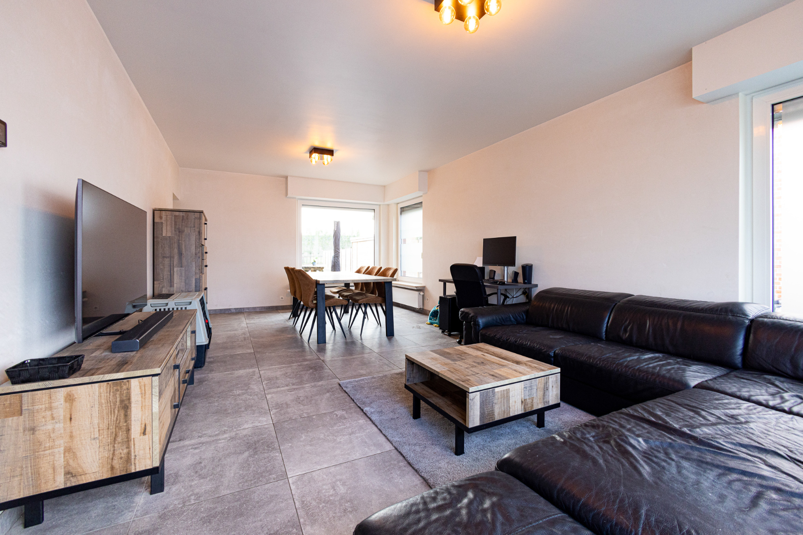 Energiezuinige woning op 6.229 m² met 4 slpks én ideaal voor paardenliefhebbers te Adegem 