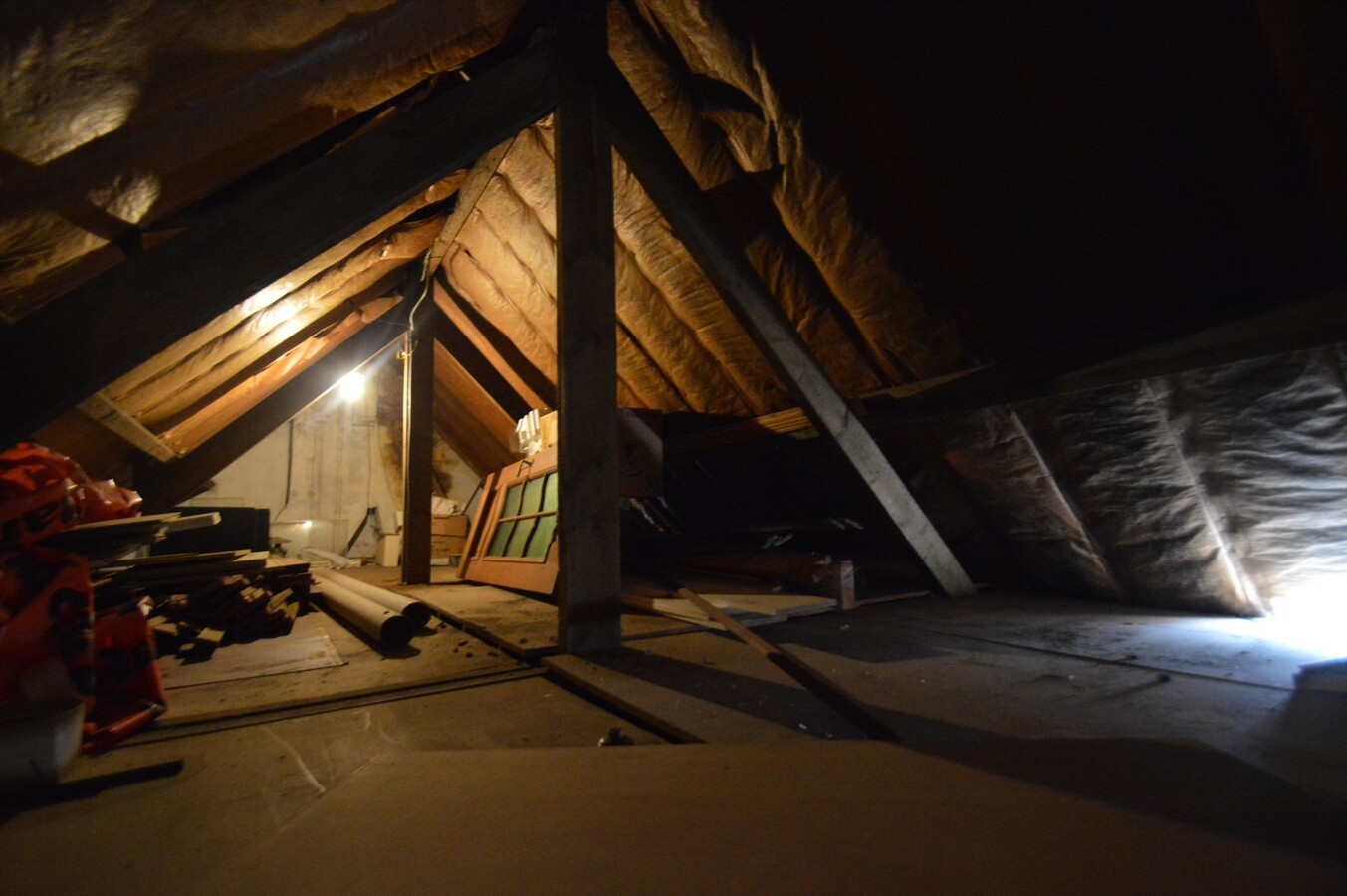 Zeer ruime gezinswoning met terras en garage - Heist 