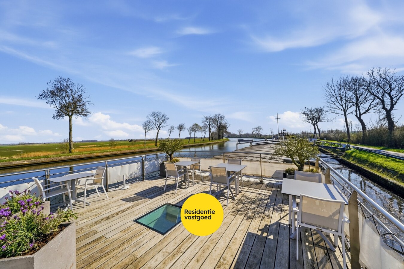 Te koop woonboot - Oudenburg