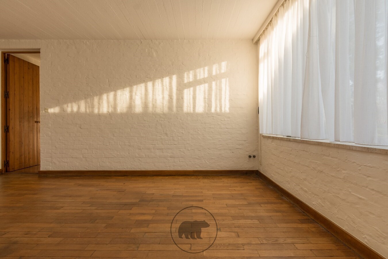 Modernistische villa op ruim perceel te Heusden 