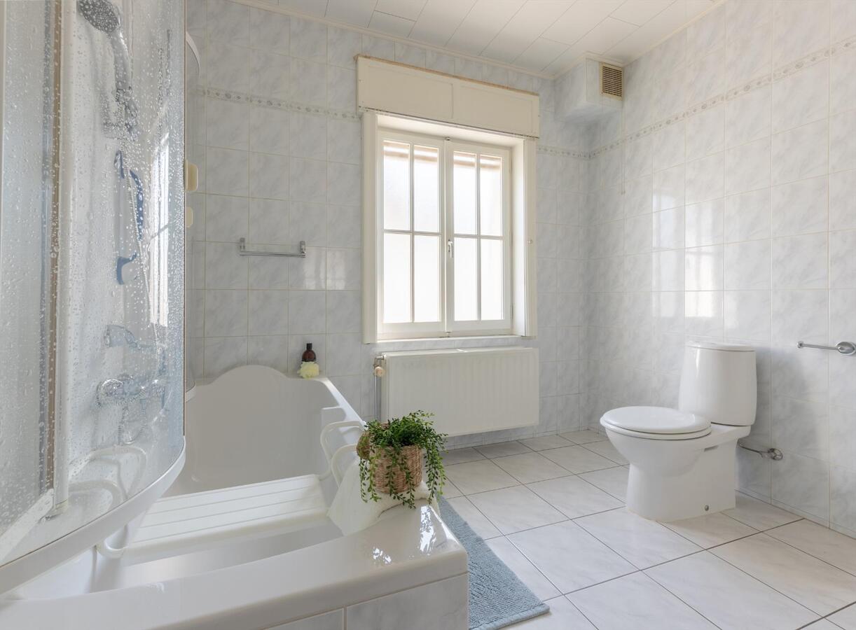 Uitstekend onderhouden villa op een perceel van 2600 m2. 