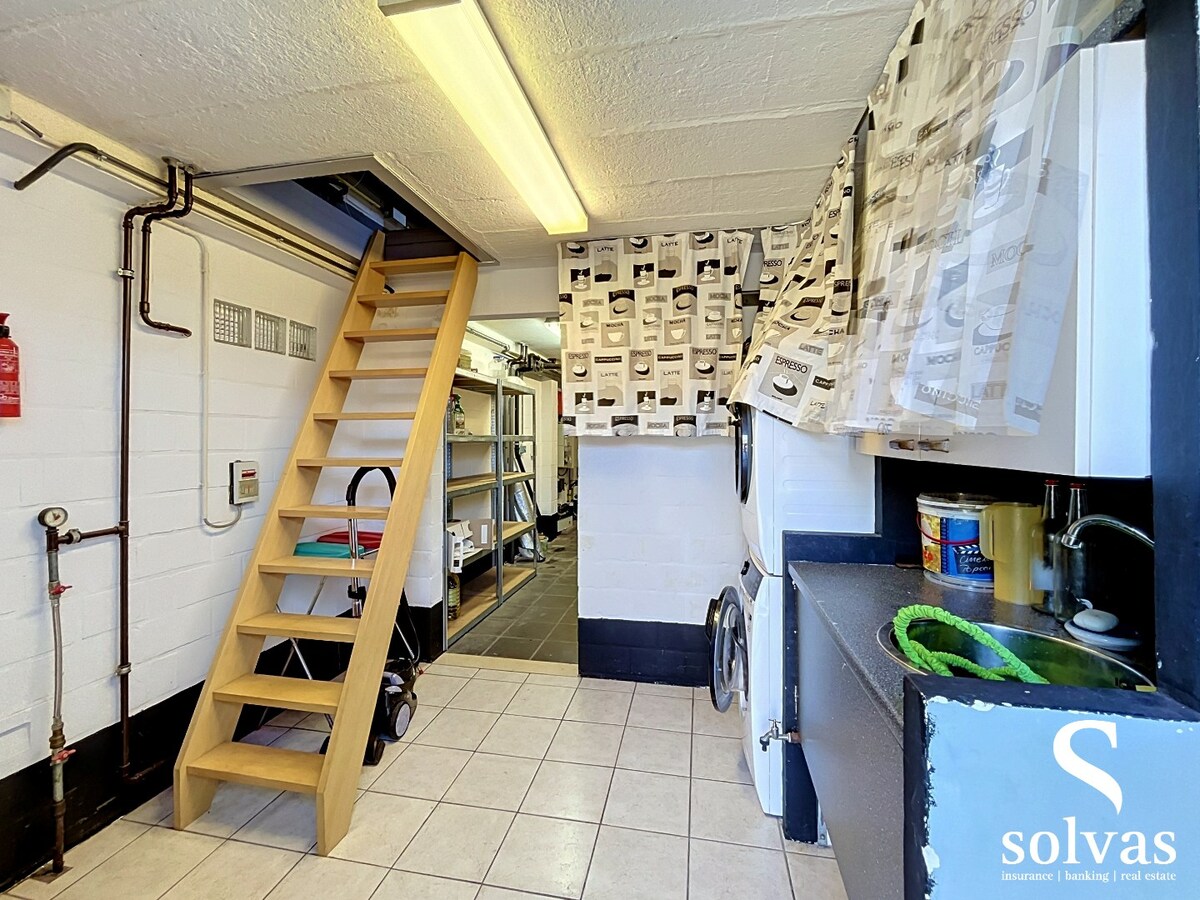 Gerenoveerde woning te Damme! 