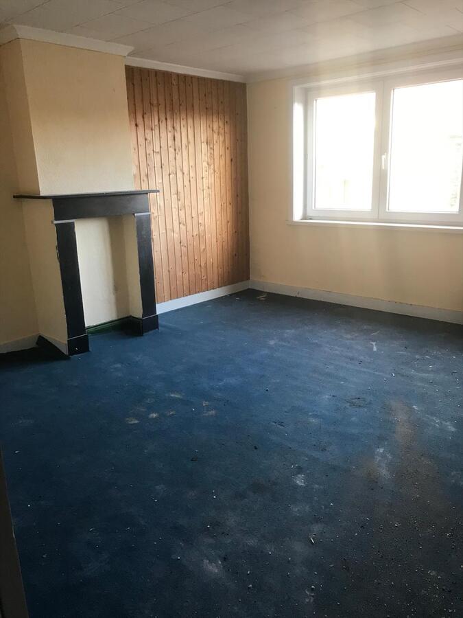 GEDEELTELIJK TE RENOVEREN WOONHUIS - MOGELIJK MEERGEZINSWONING 