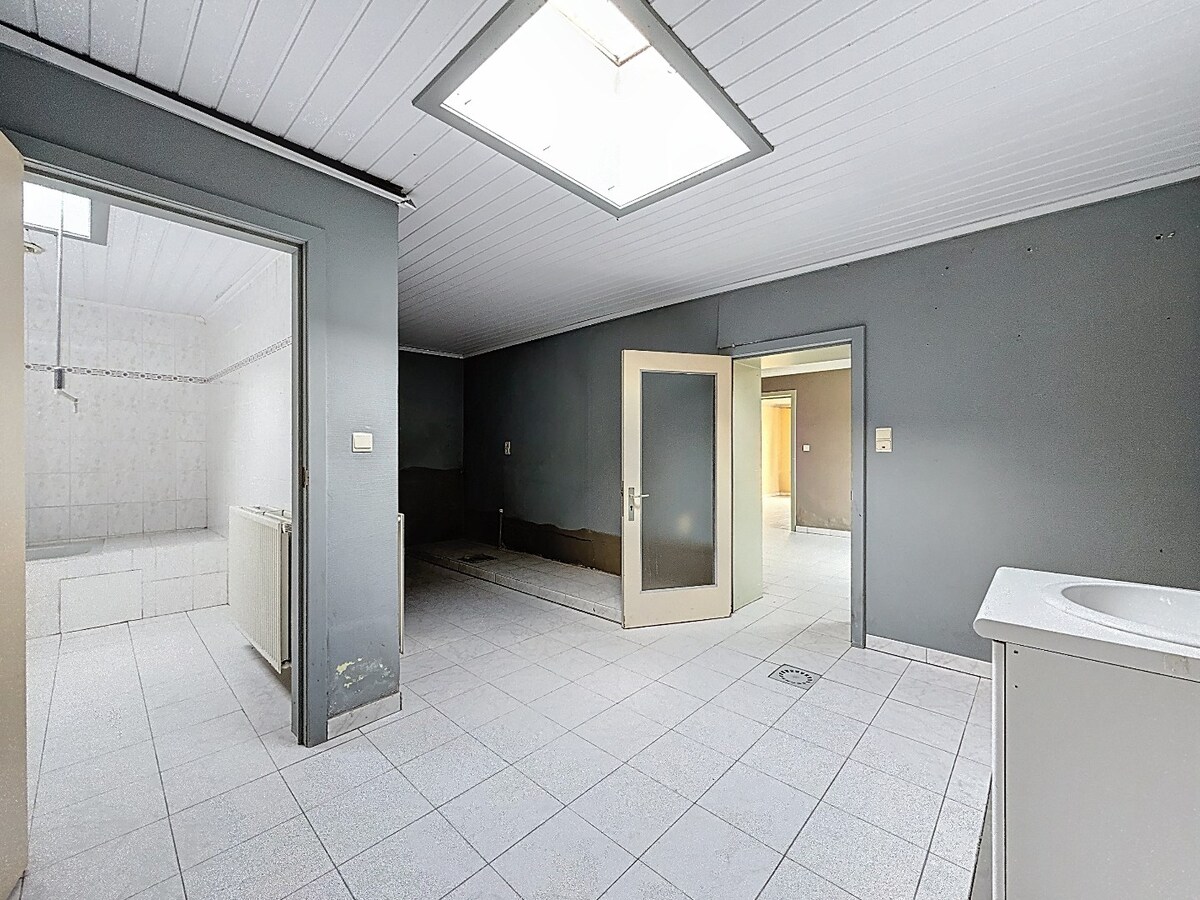 Rustig gelegen HOB met dubbele garage en tuin te Zwalm 