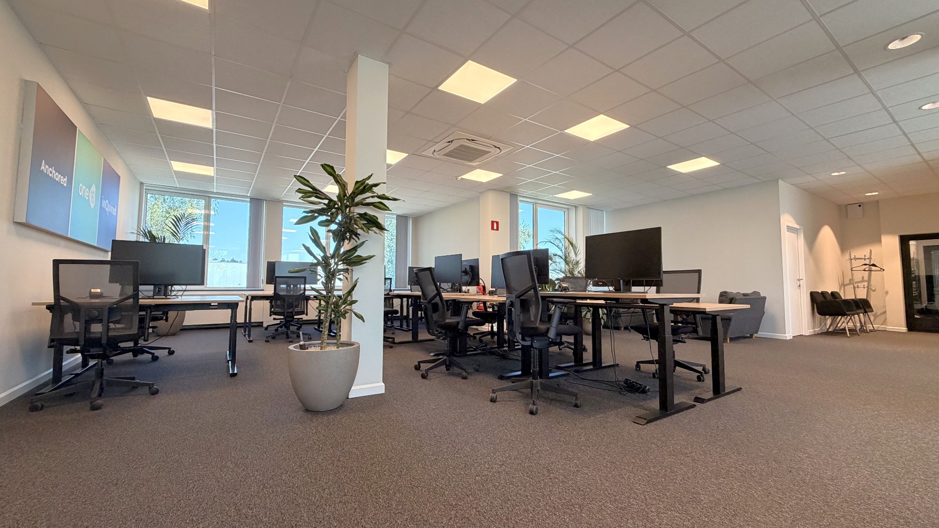 Instapklare kantoren te huur vlakbij N16 in Bornem