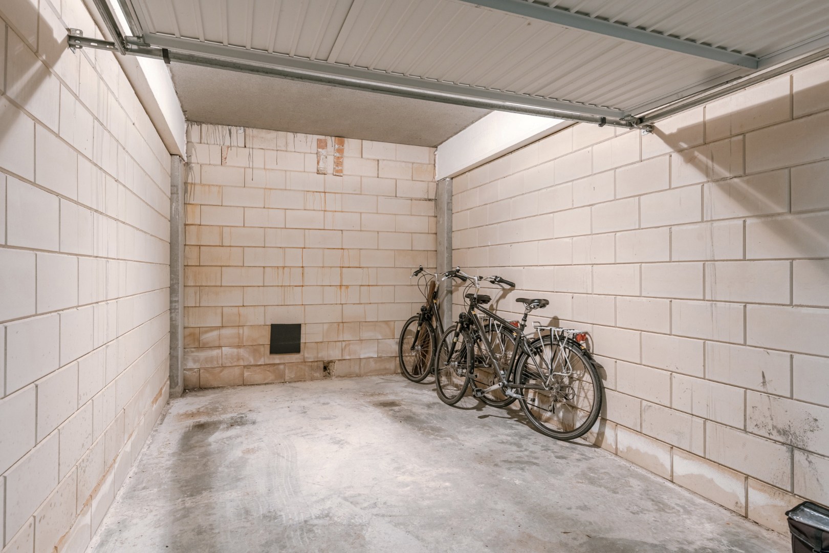 Ondergrondse garagebox nr 12. 