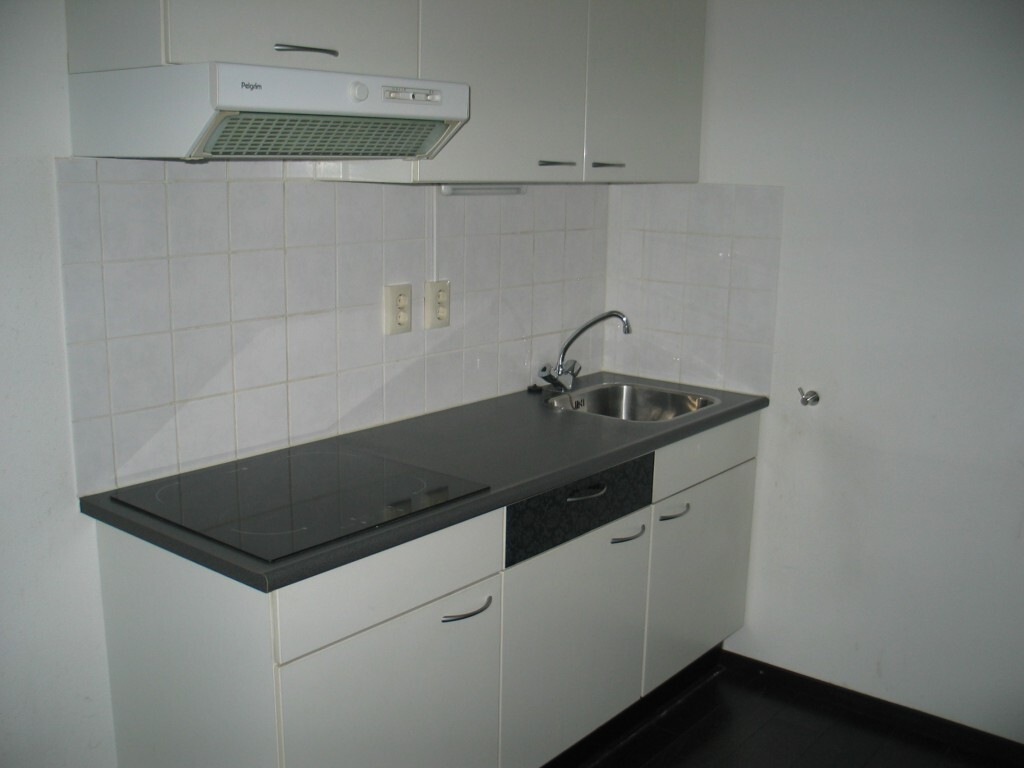 Leuk instapklaar 2-kamer appartement op de tweede verdieping 