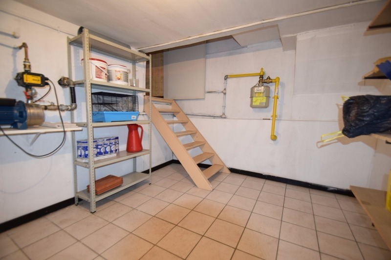 TOF, U  KRIJGT NIEUWE BUREN! 