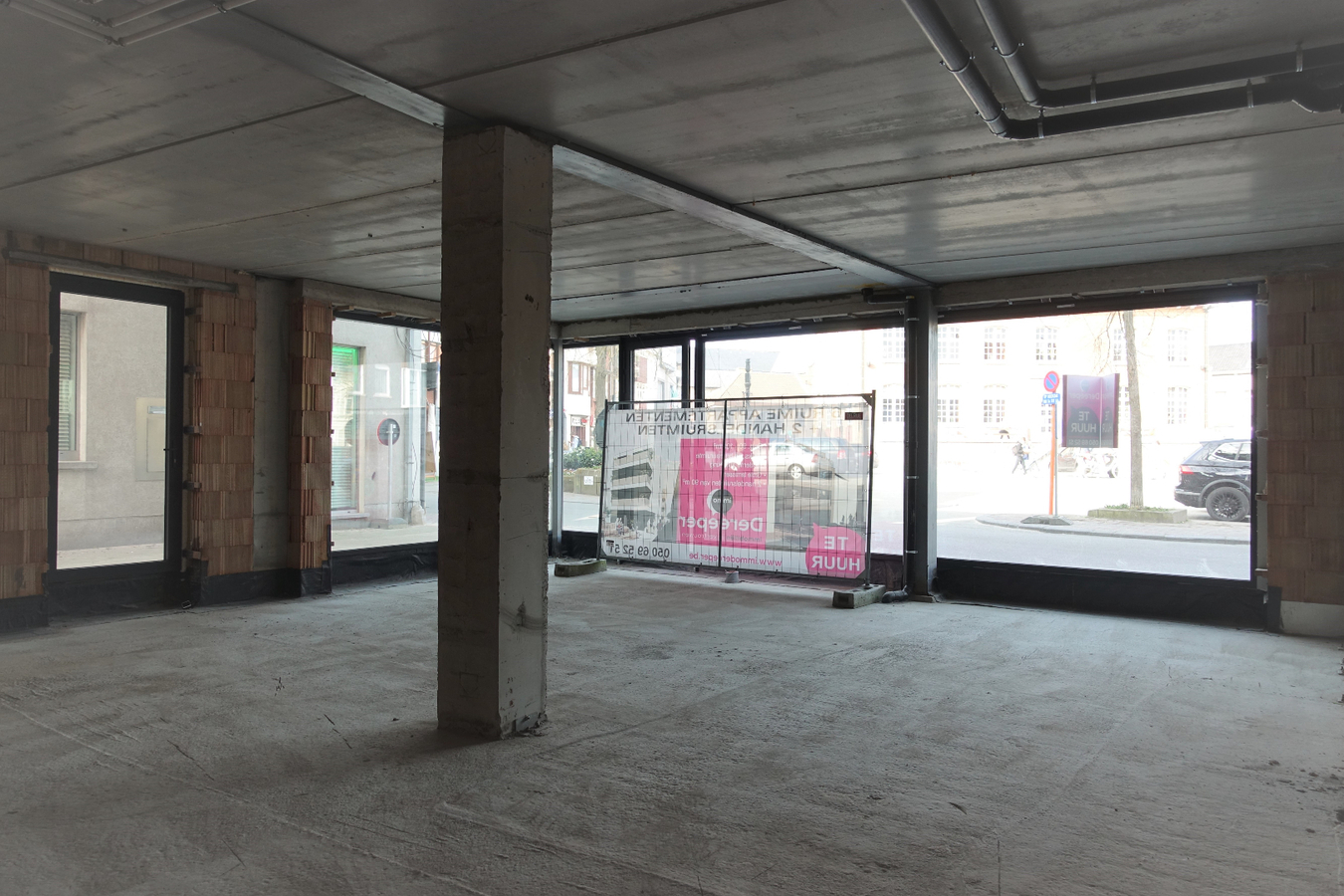 Winkel- of kantoorruimte gelegen aan de Markt 