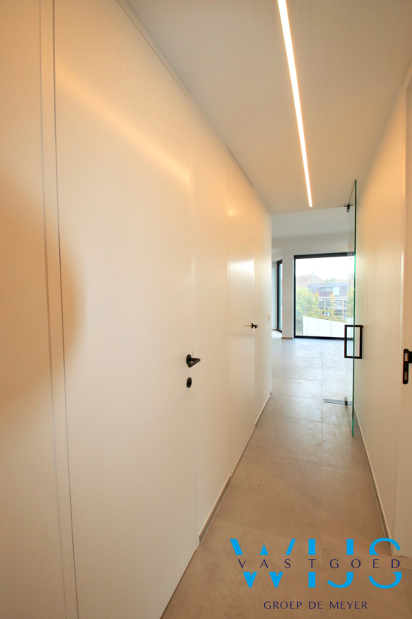 FENOMENAAL appartement met hoge afwerking te KLUIZEN ! 