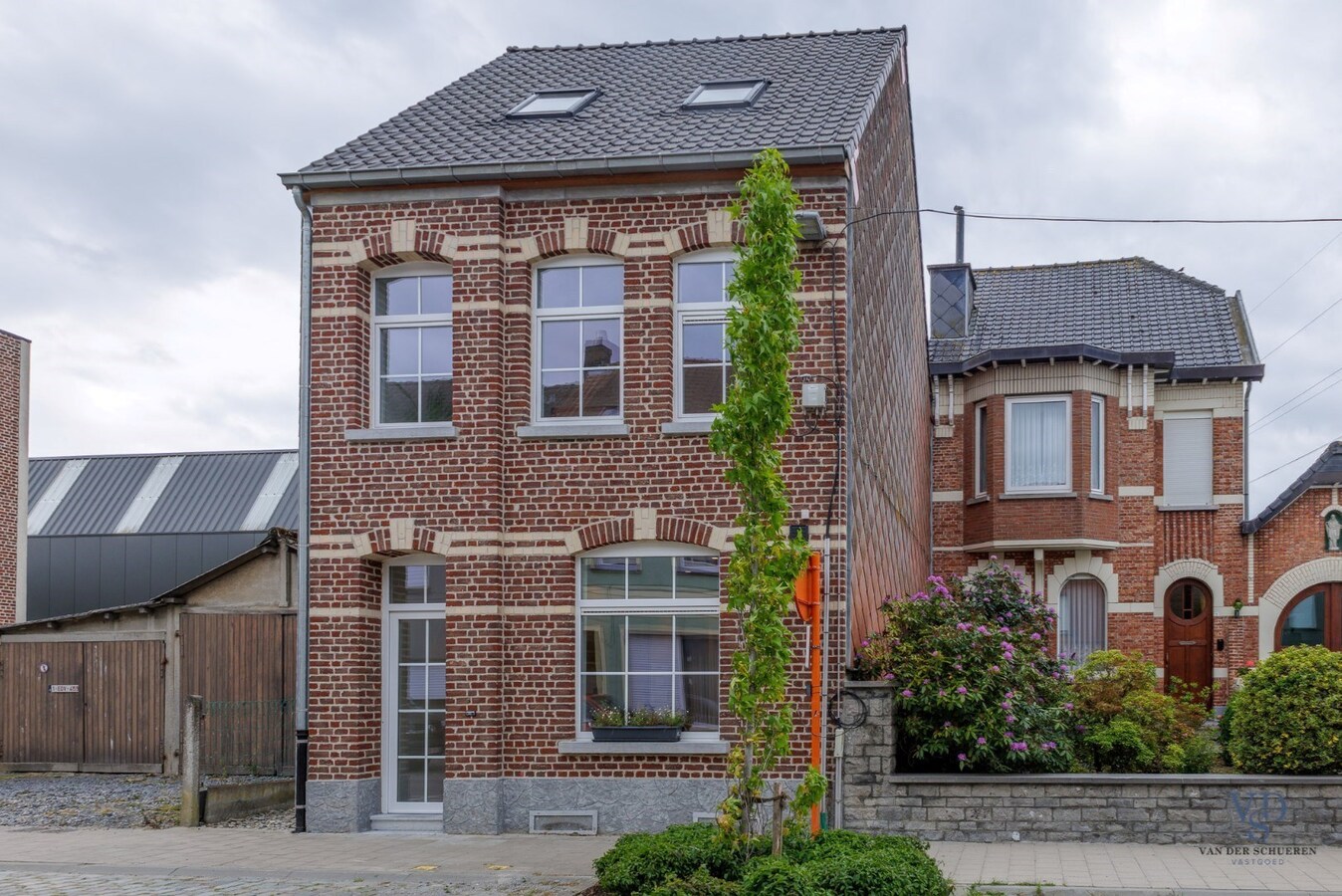 Gerenoveerde woning in Kluisbergen. 
